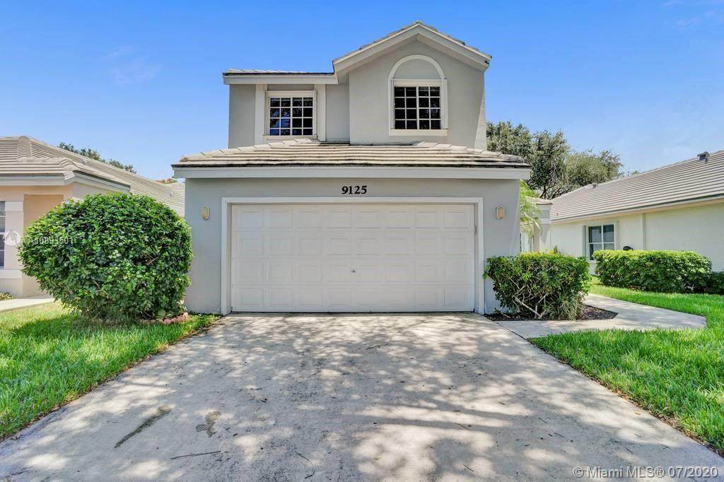 9125 Lake Park Cir S - Photo 1
