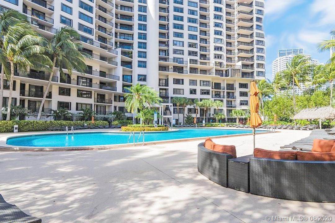 540 Brickell Key Dr - Photo 1