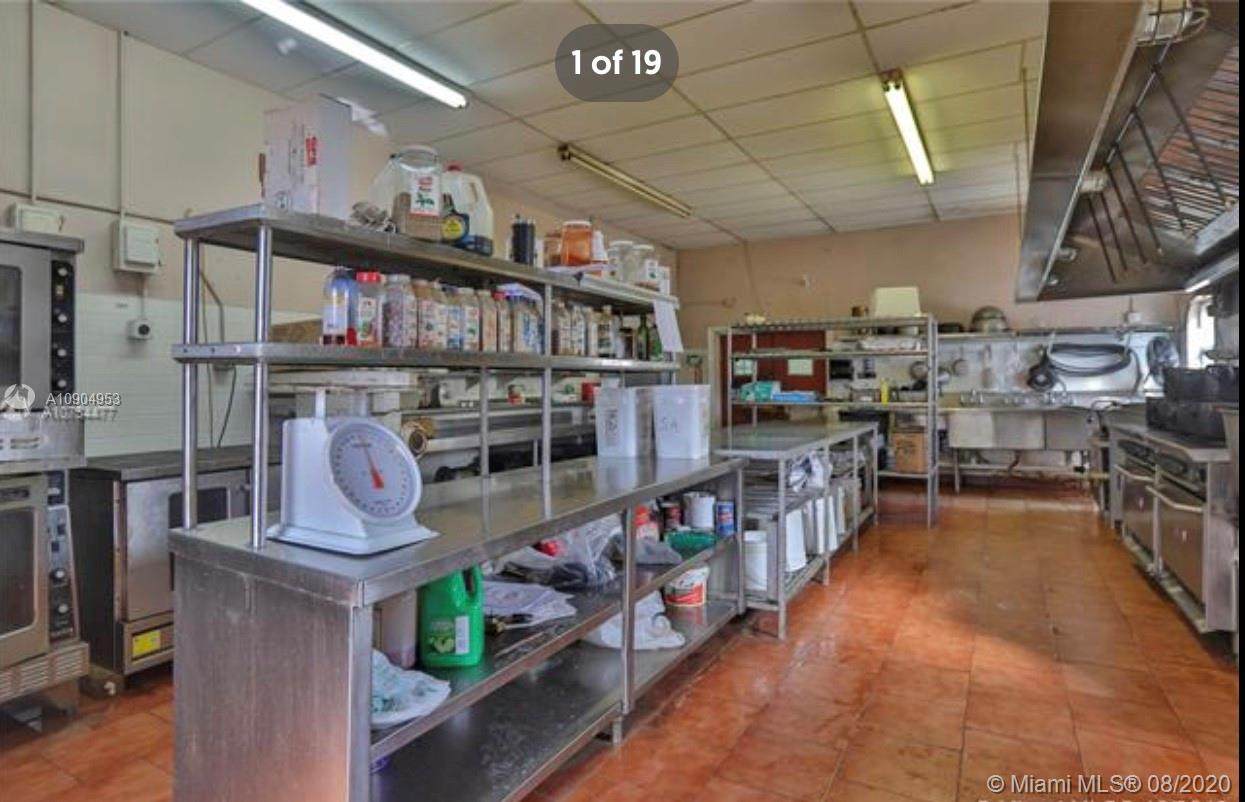 470 10th Ct - Photo 1