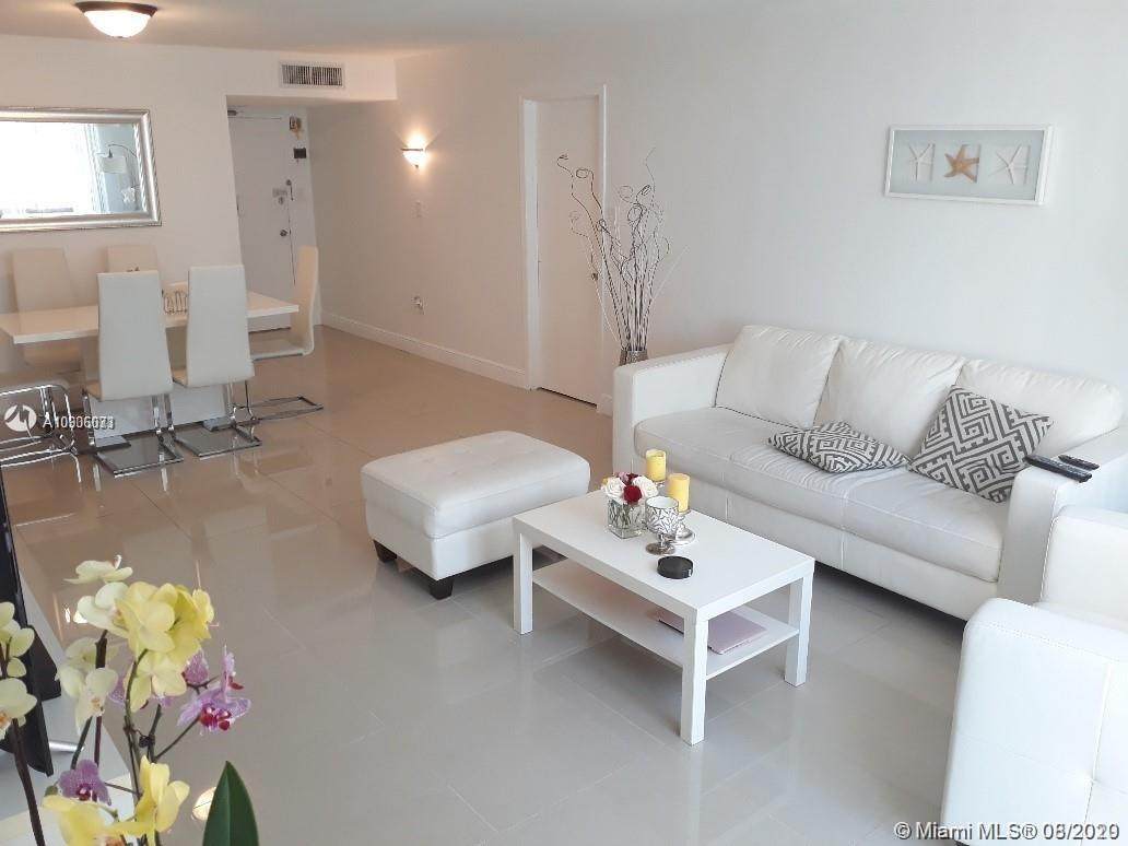 18061 Biscayne Blvd - Photo 1