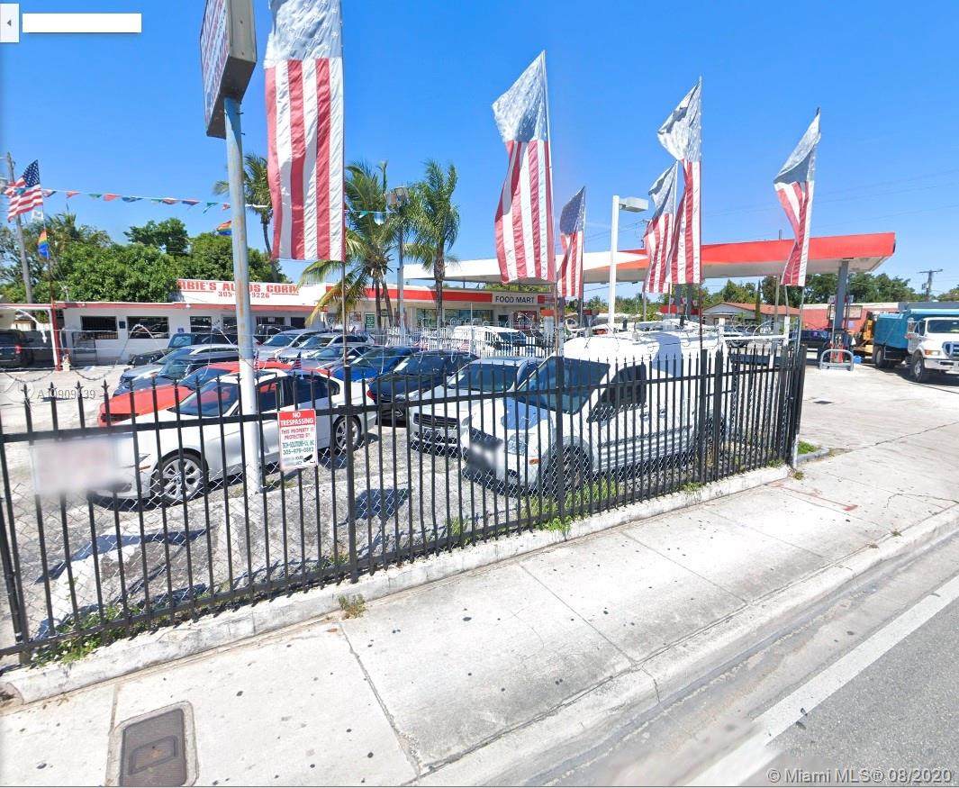 2728 27th Ave - Photo 1