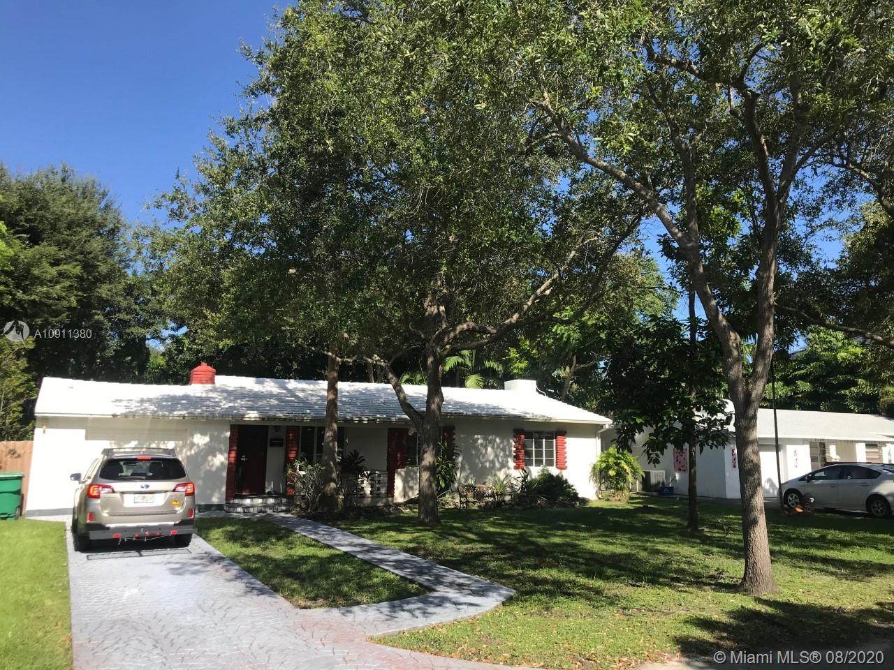 7225 53rd Ct - Photo 1