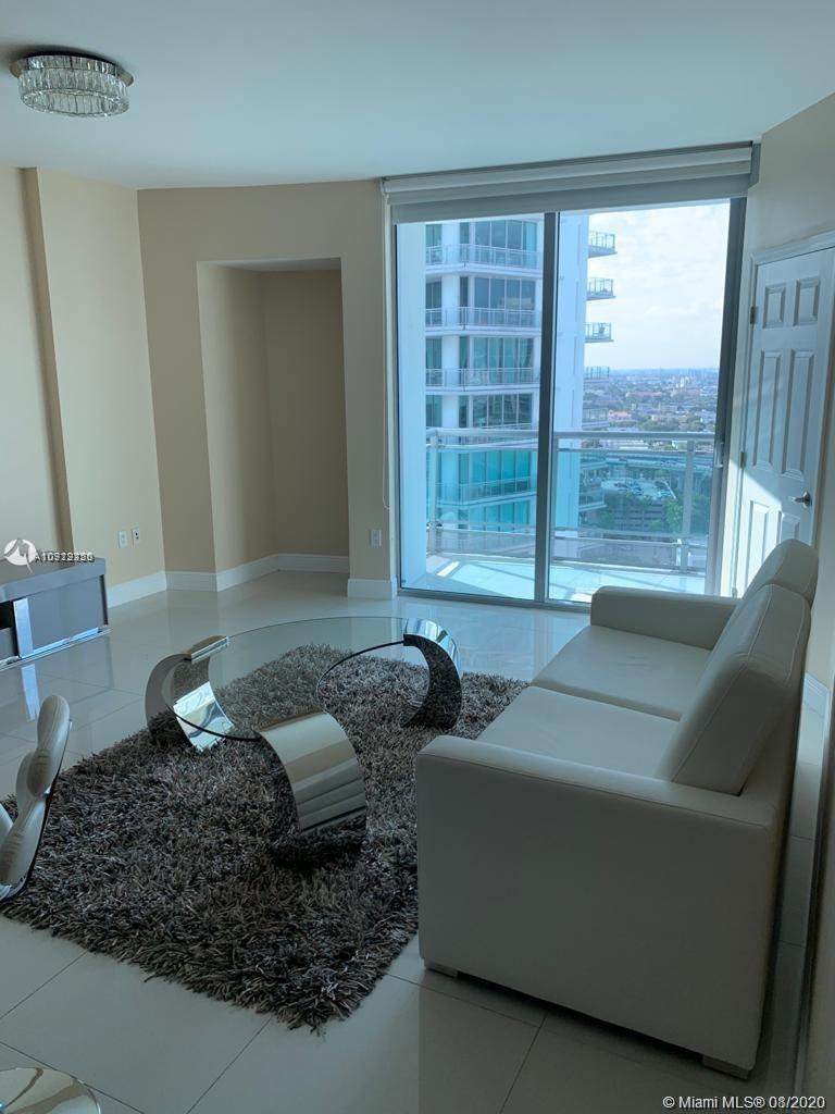 350 Miami Ave - Photo 1