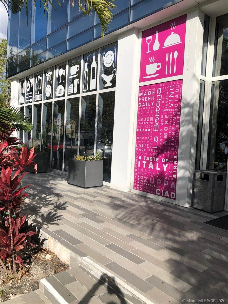 3050 Biscayne Blvd - Photo 1