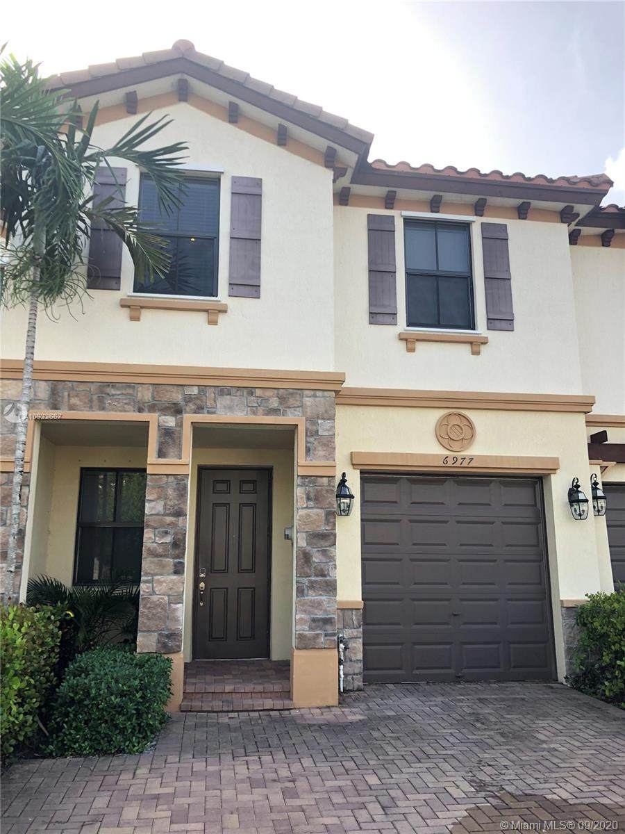 6977 Broadland Way - Photo 1