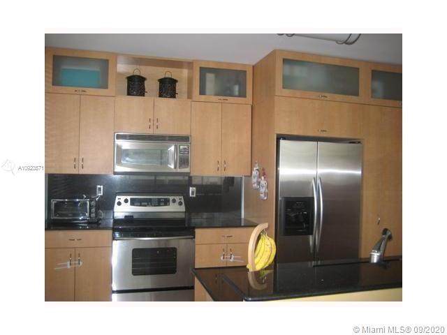 540 Brickell Key Dr - Photo 1