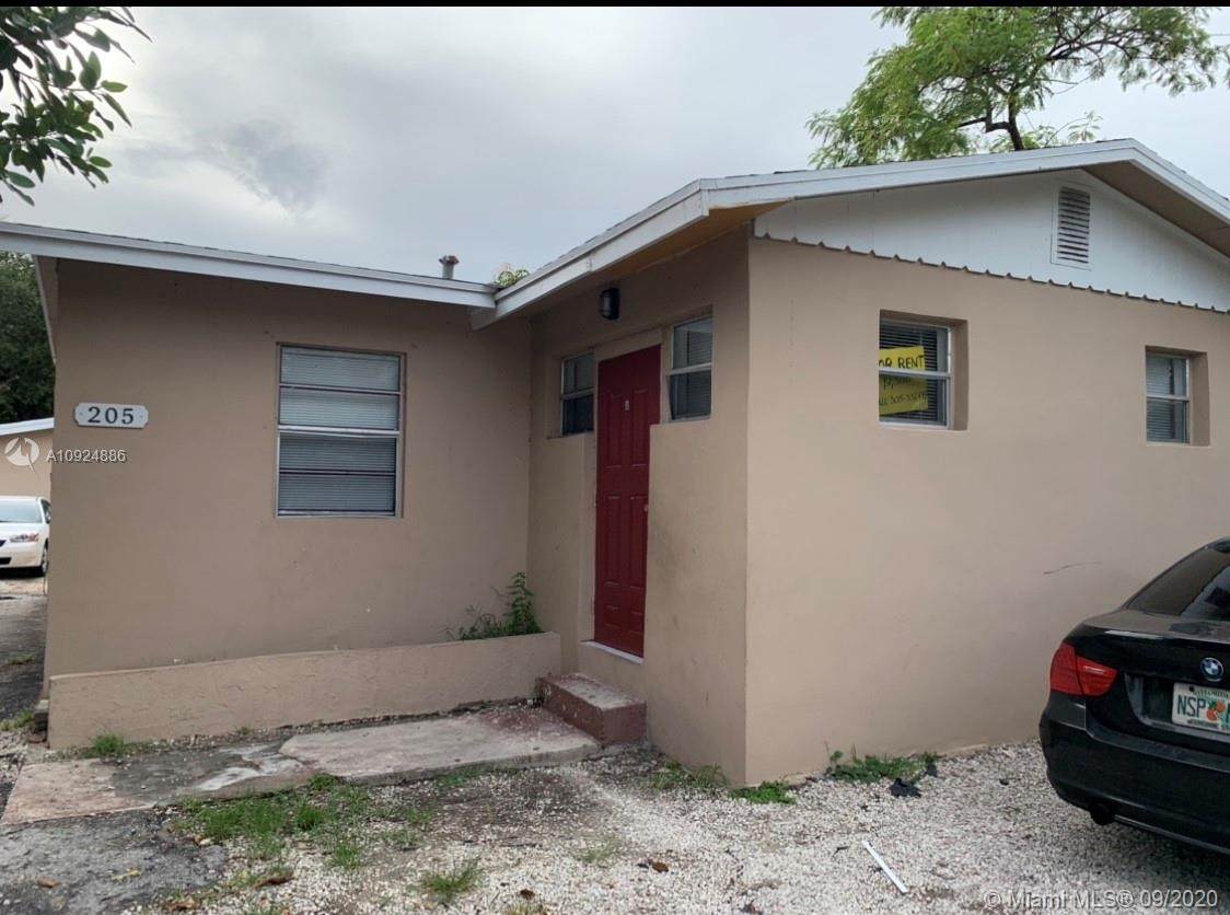 205 28th Ave - Photo 1