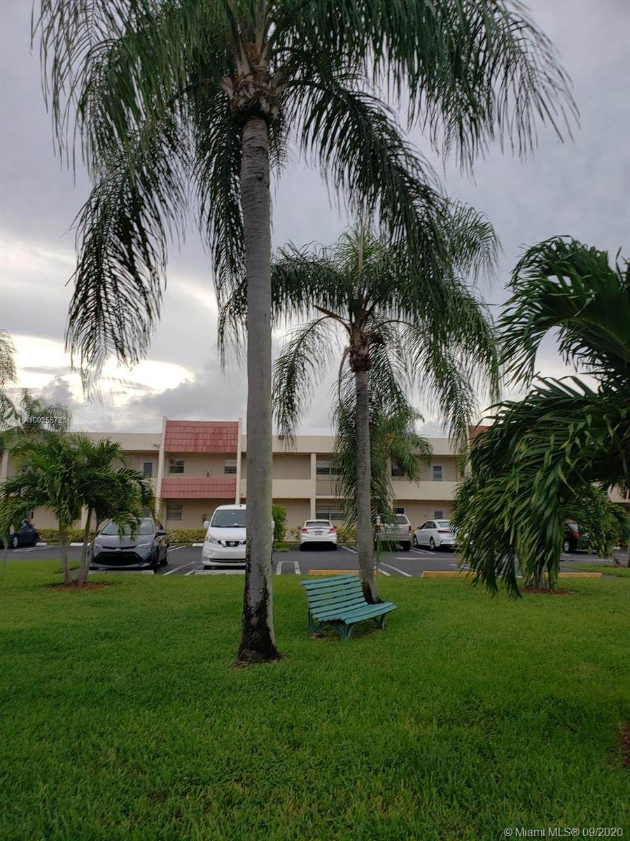 2500 Fiore Way - Photo 1