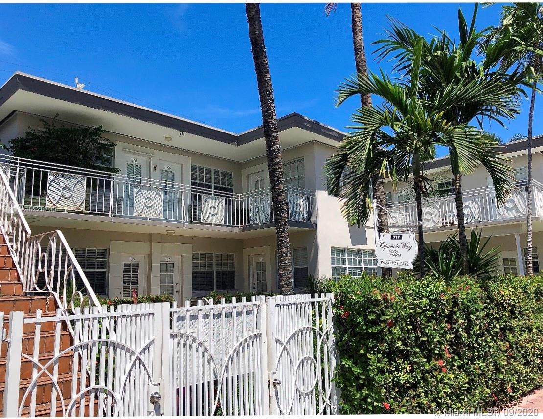 717 Espanola Way - Photo 1