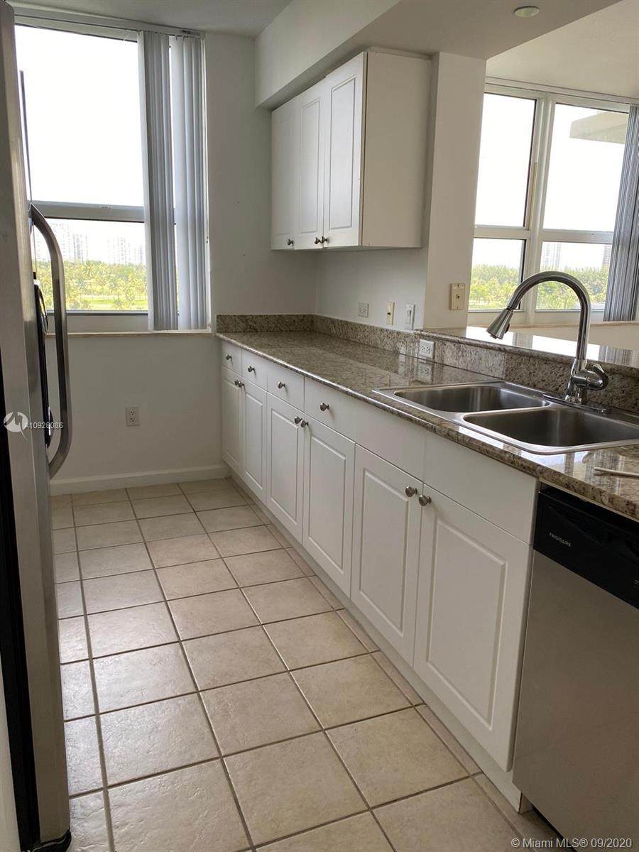 19501 Country Club Dr - Photo 1
