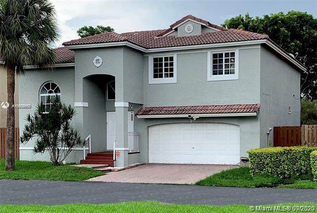 8013 157th Ct - Photo 1