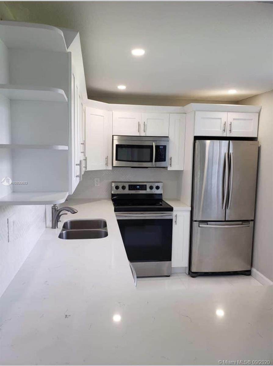 9495 Evergreen Pl - Photo 1