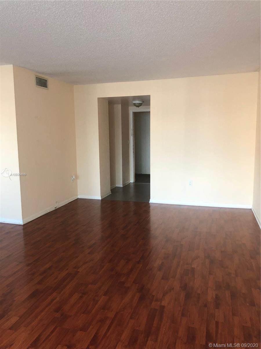 1080 94th St - Photo 1