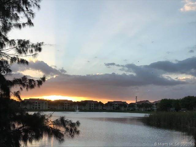 2810 Oakland Forest Dr - Photo 1