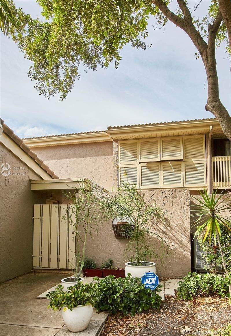 209 Bonnie Brae Way - Photo 1
