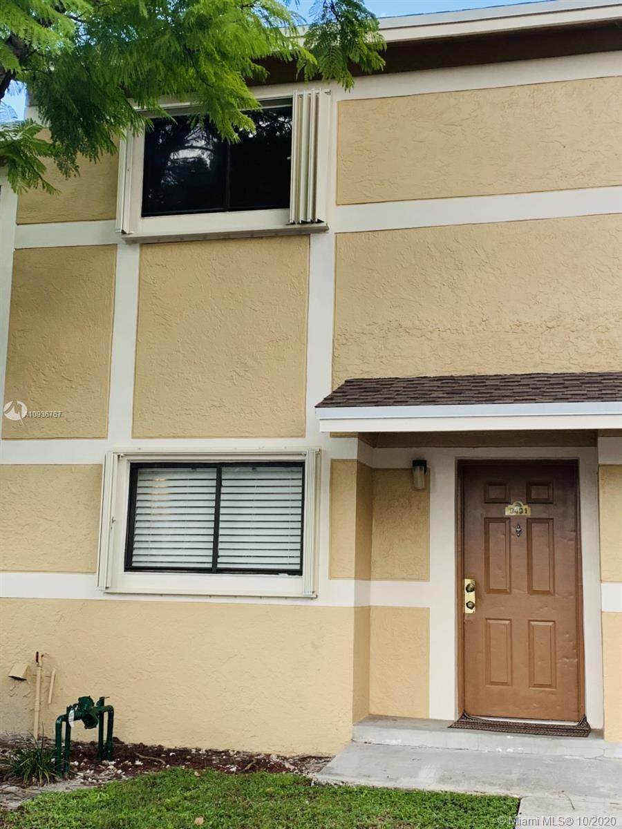9491 Palm Cir N - Photo 1