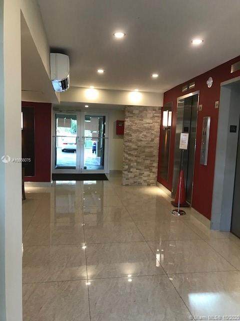 300 Diplomat Pkwy - Photo 1