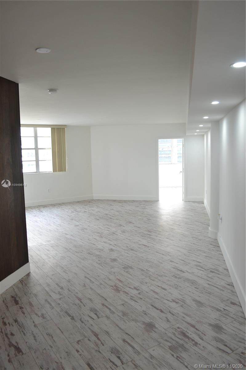 825 Brickell Bay Dr - Photo 1