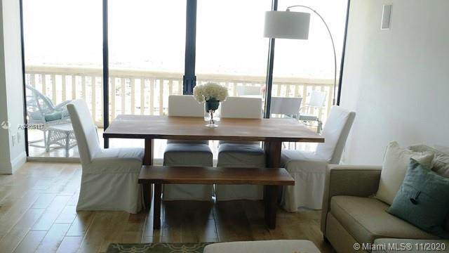 2000 Island Blvd - Photo 1