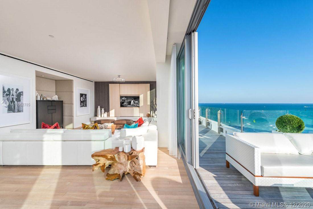 2901 Collins Ave - Photo 1