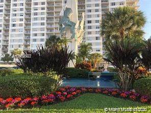 300 Bayview Dr - Photo 1