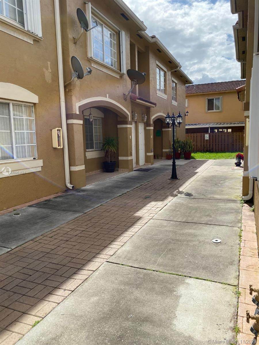 8100 28th Ct - Photo 1
