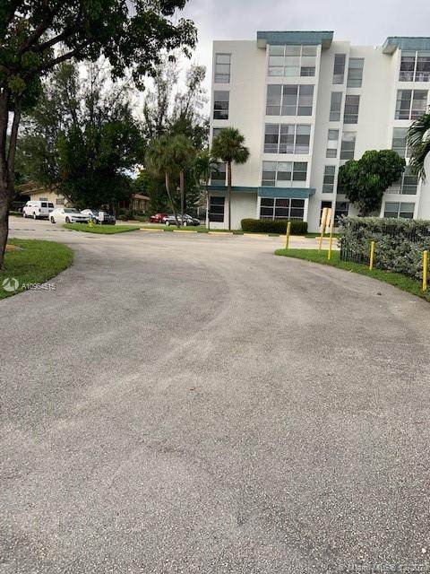 17620 Atlantic Blvd - Photo 1