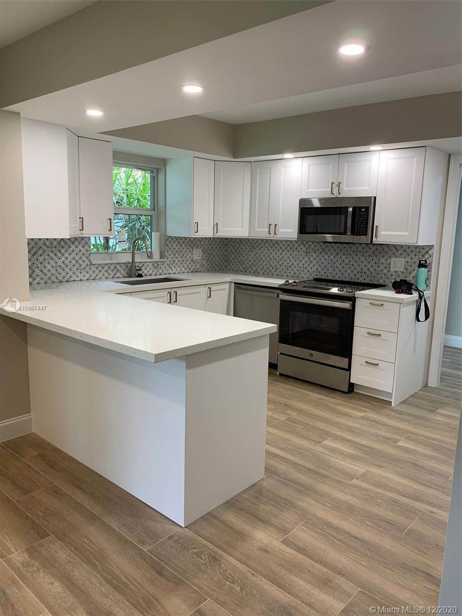 905 Cypress Grove Drive - Photo 1