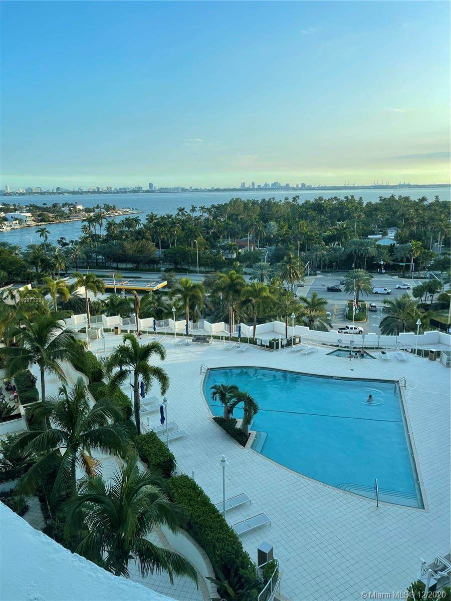 7900 Harbor Island Dr - Photo 1