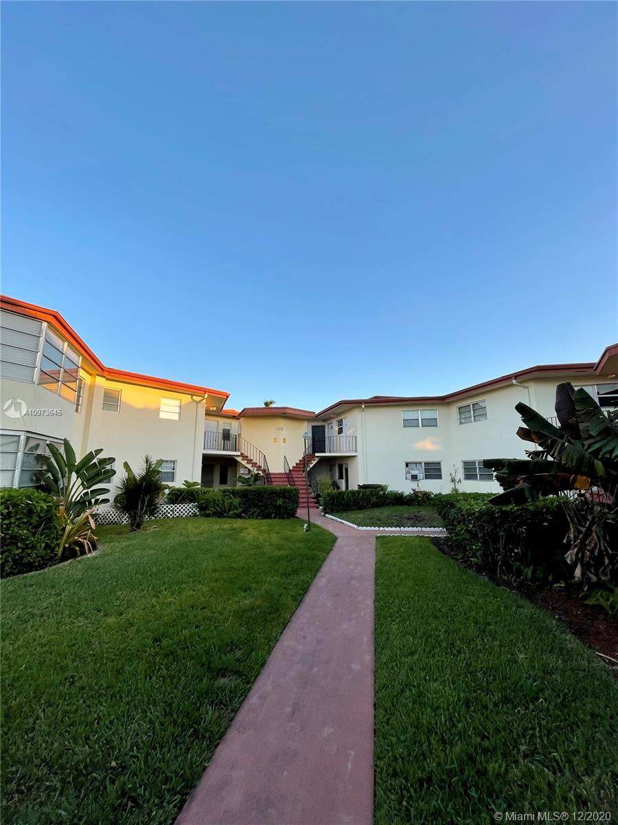 1643 Miami Gardens Dr - Photo 1