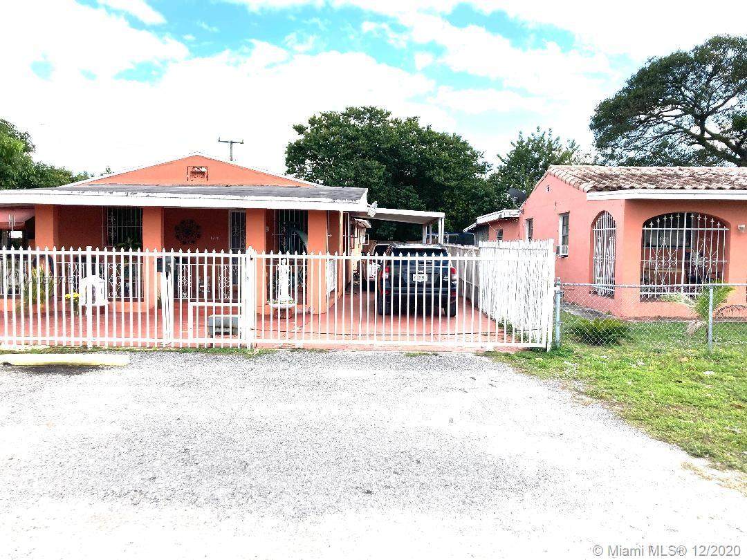 1210 York St - Photo 1