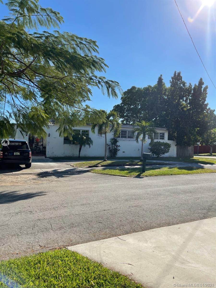 3051 84th Ct - Photo 1