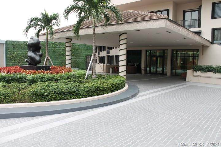 540 Brickell Key Dr - Photo 1