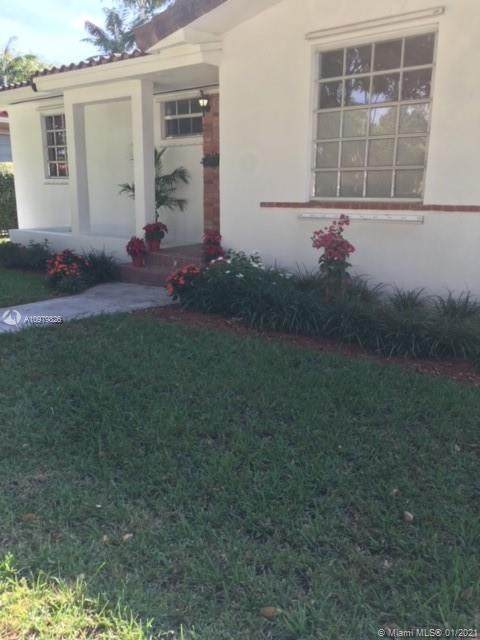1208 La Mancha Ave - Photo 1