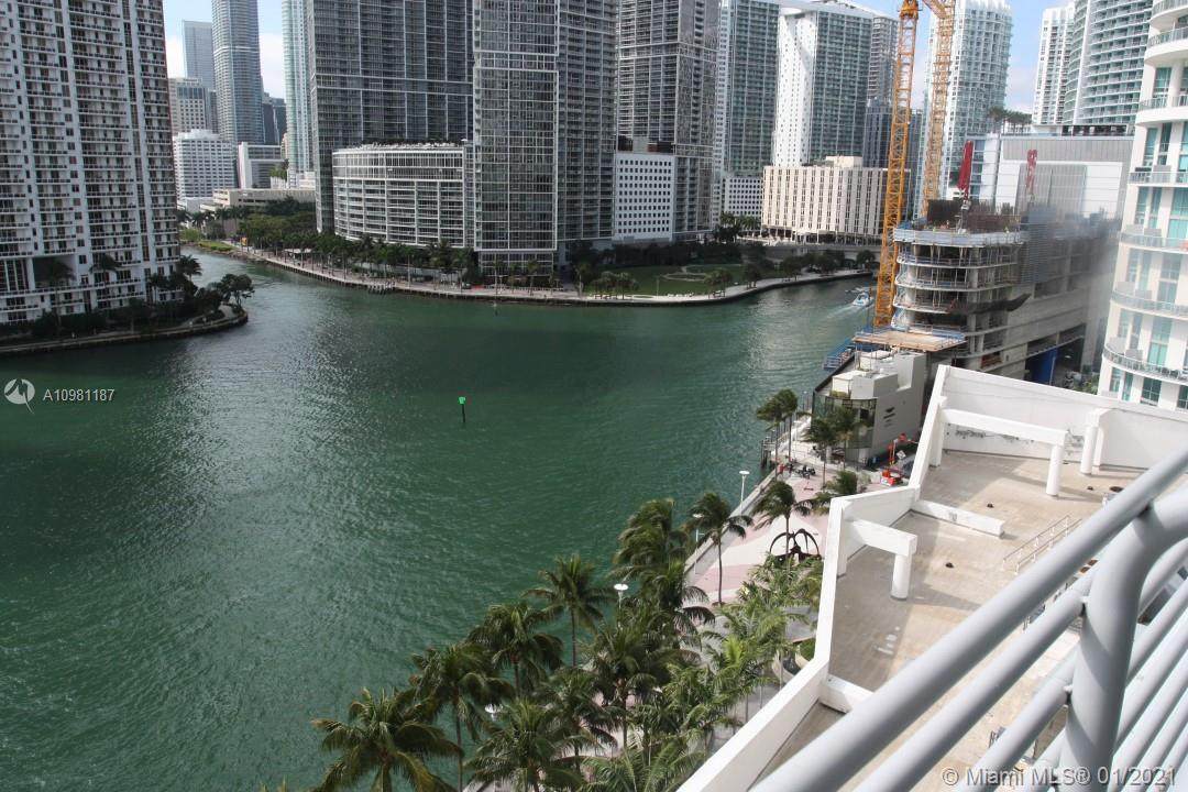 325 Biscayne Blvd - Photo 1