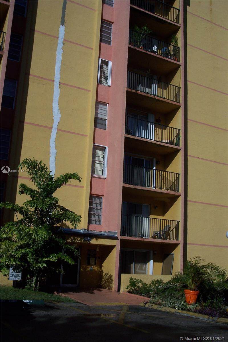 1 Glen Royal Pkwy - Photo 1