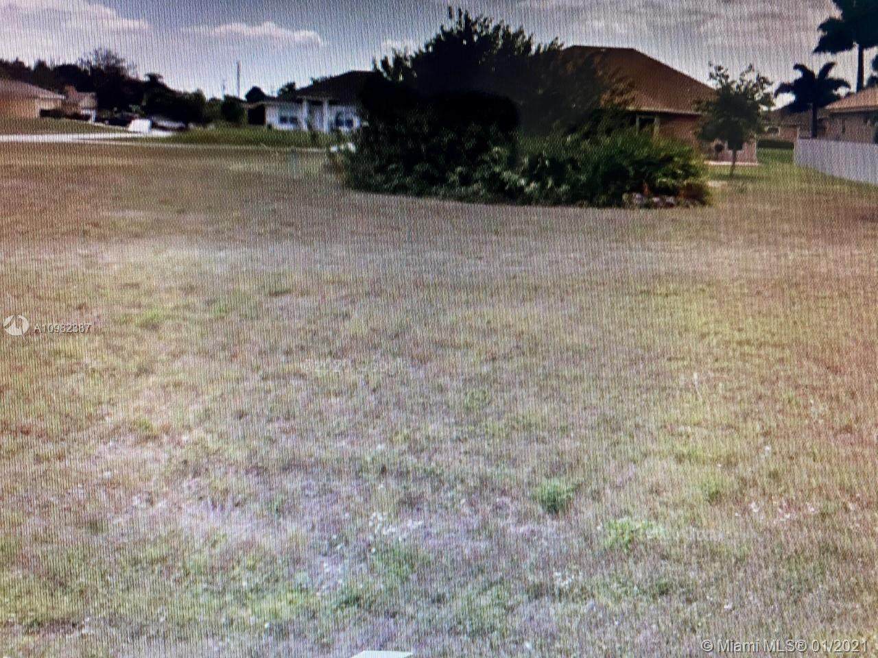 320 19th Street - Photo 1