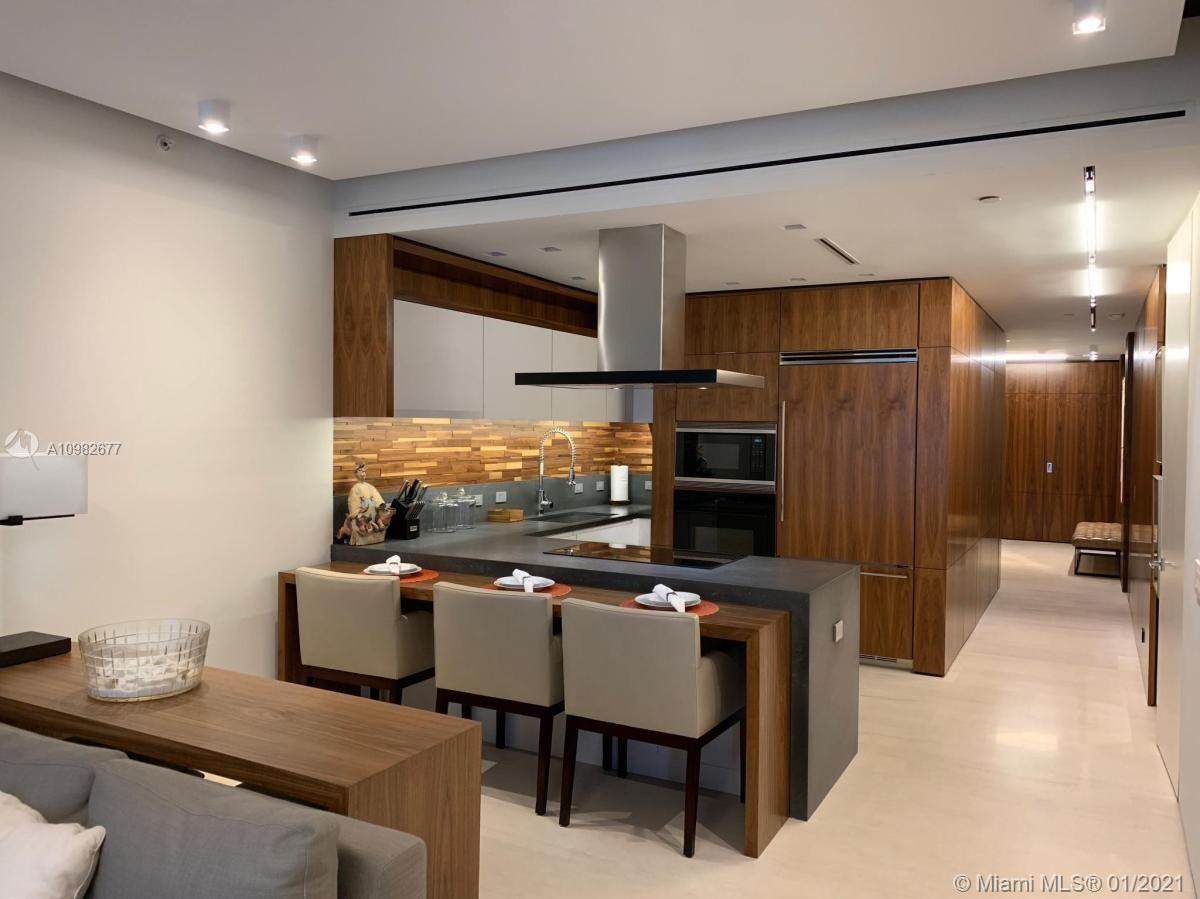 1100 Biscayne Blvd - Photo 1