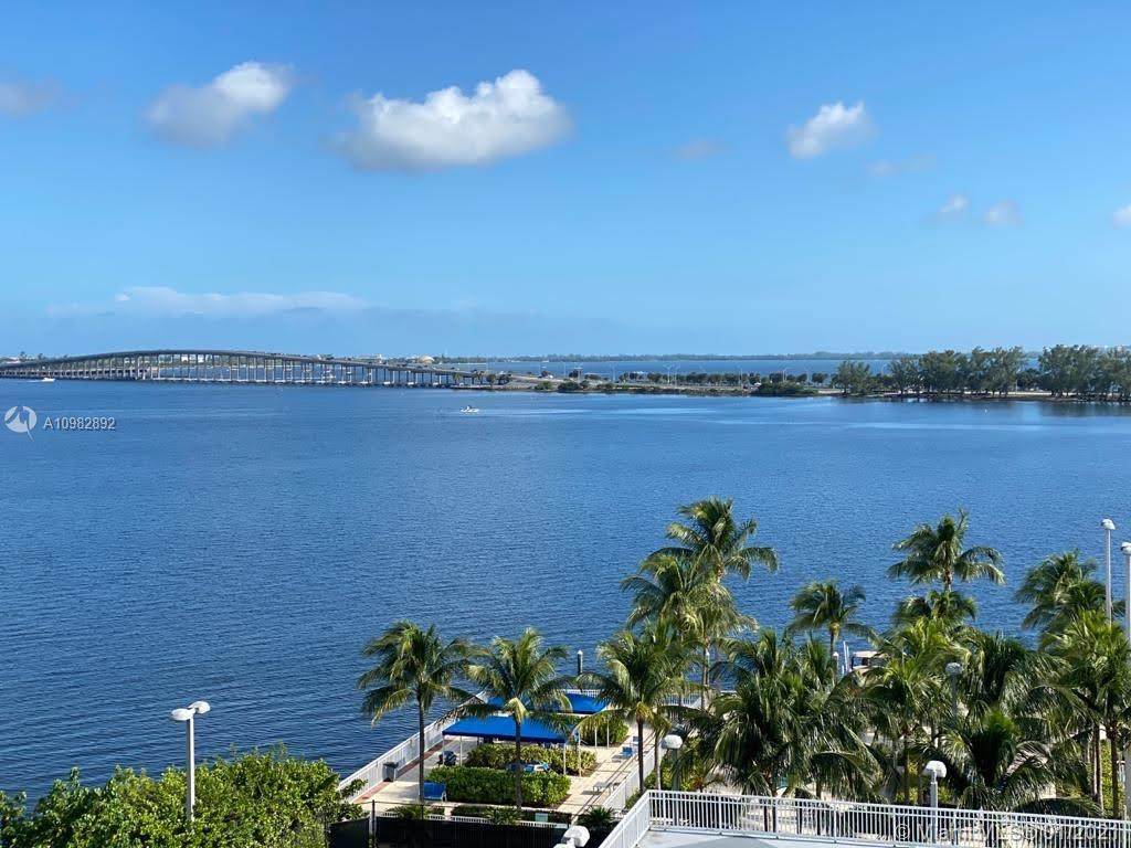2101 Brickell Ave - Photo 1
