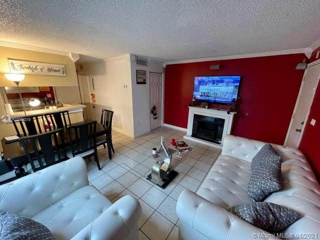 7220 Fairway Dr - Photo 1