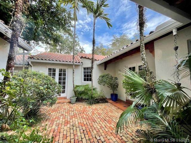 3851 Crawford Ave - Photo 1