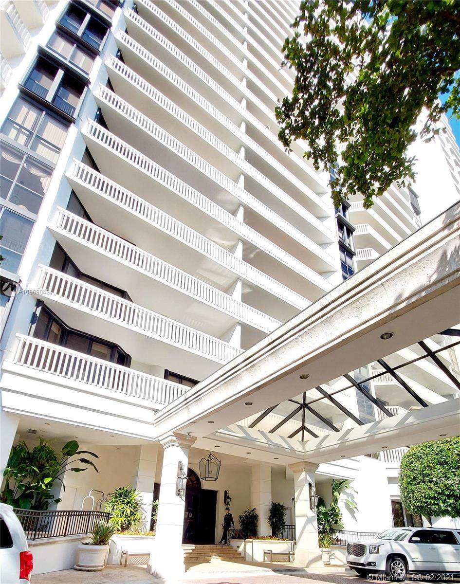2000 Island Blvd - Photo 1