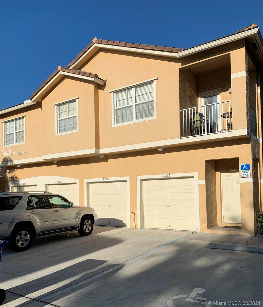 2886 Crestwood Ter - Photo 1