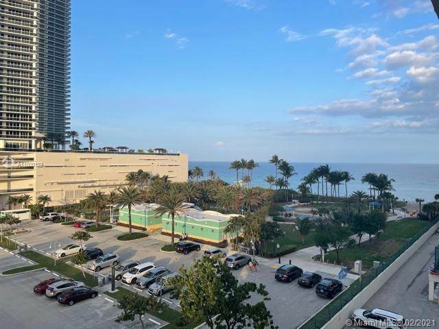 1880 Ocean Dr - Photo 1