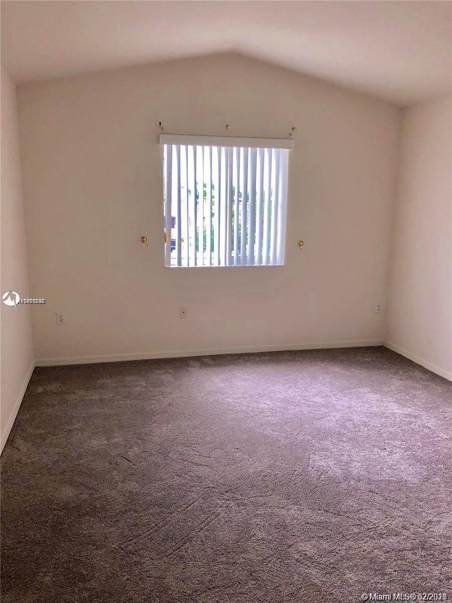 8906 Flagler St - Photo 1