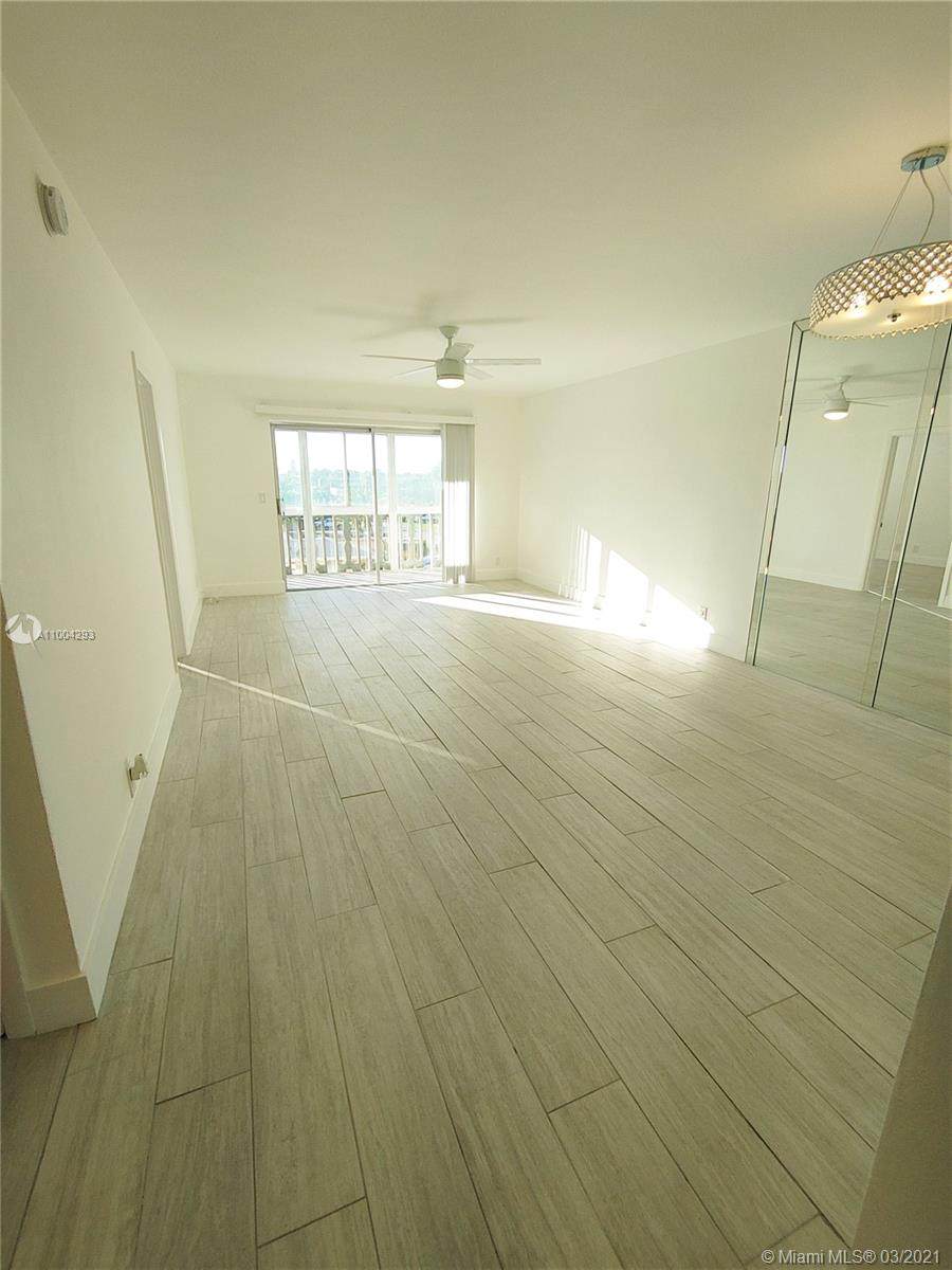 215 3rd Ave - Photo 1