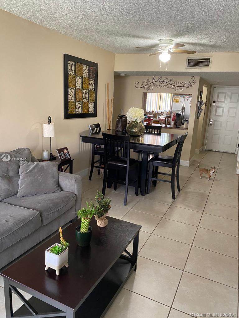161 Lakeview Dr - Photo 1
