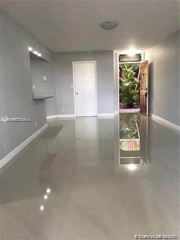 216 Lake Pointe Dr - Photo 1