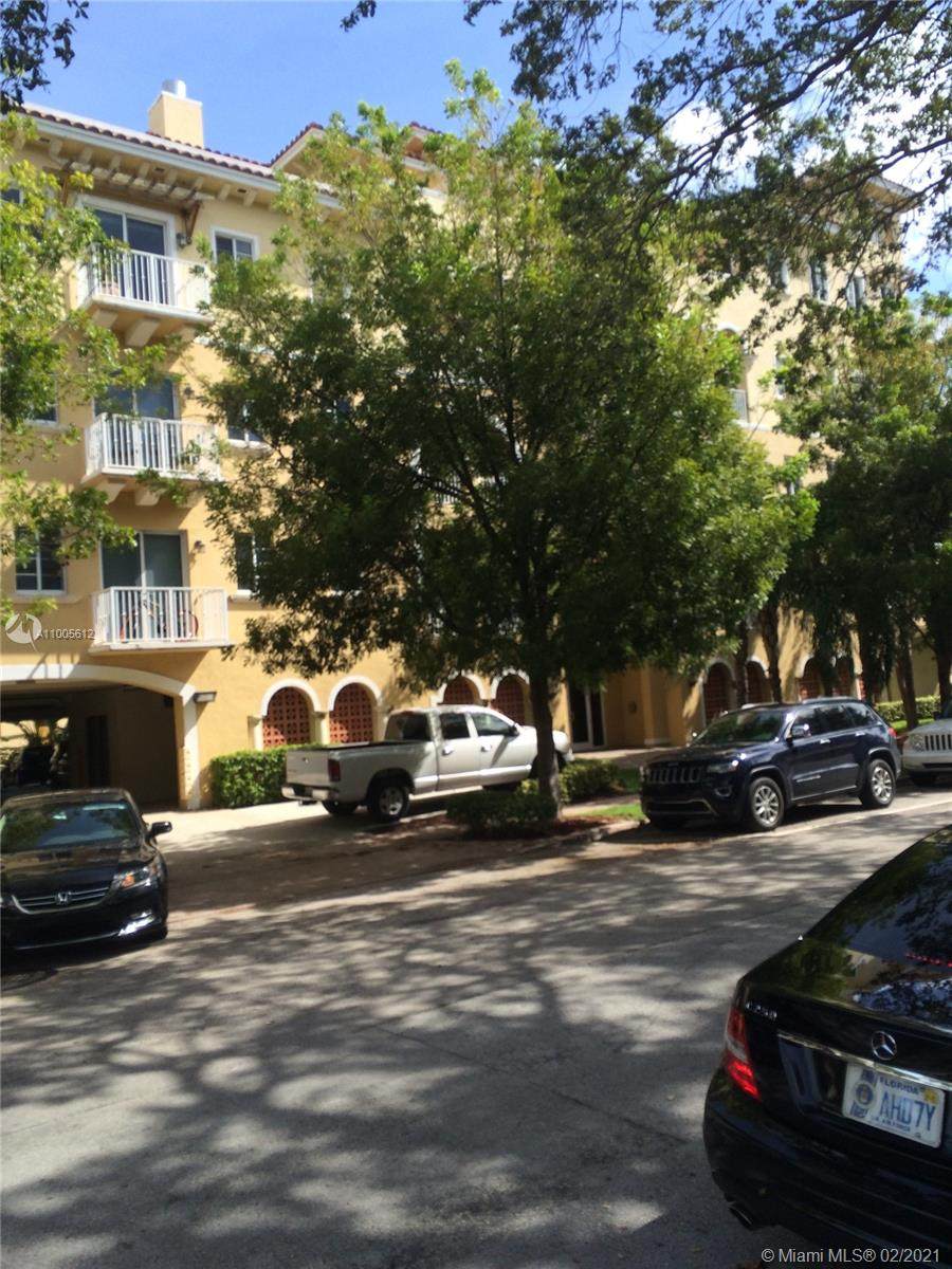 109 Mendoza Ave - Photo 1