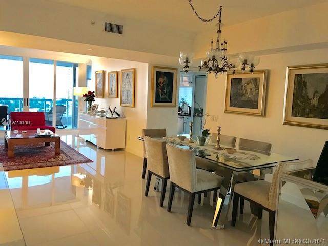 21055 Yacht Club Dr - Photo 1